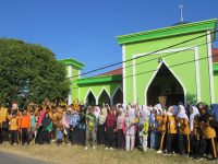 MAS BABANG GELAR KERJA BAKTI DI DUA MASJID, SEMARAKKAN HUT KE-81 KEMERDEKAAN RI