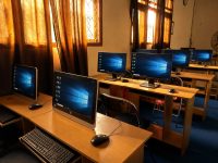 LAB KOMPUTER